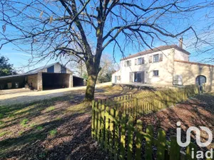 Maison traditionnelle à Châtillon-sur-Thouet (79200)