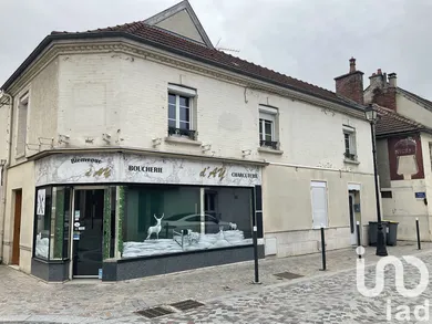 Village house at Ay (51160)