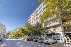Appartement à Grenoble (38000)