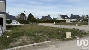 Building plot at PLUVIGNER (56330)