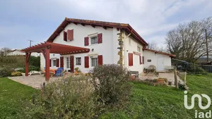 Maison de village à ARBOUET-SUSSAUTE (64120)