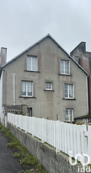 Maison de ville à Pont-de-Buis-lès-Quimerch (29590)