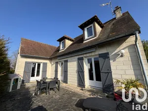 Maison à Saint-Maximin (60740)