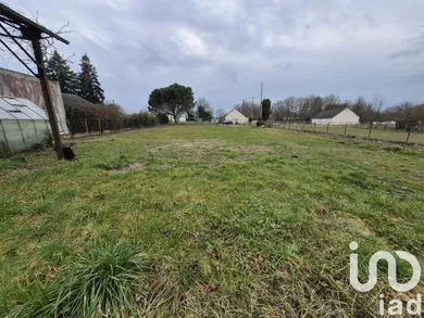 Terrain à bâtir à Montereau (45260)