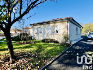 House at Pompignac (33370)