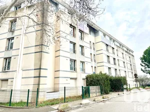 Studio à Avignon (84000)