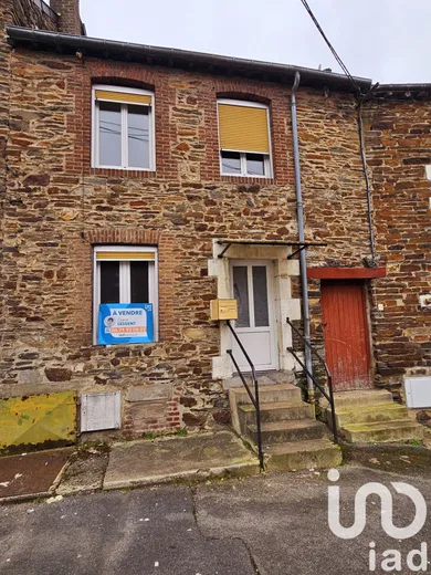 Maison traditionnelle à Deville (08800)