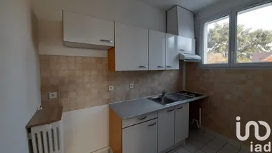 Studio at Chambly (60230) — 3/6