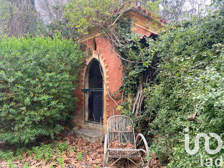 Maison 15 pièces 338 m² · à La Valette-du-Var · 338 m² · 990 000 €