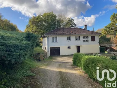 Village house at Ville-sous-la-Ferté (10310)