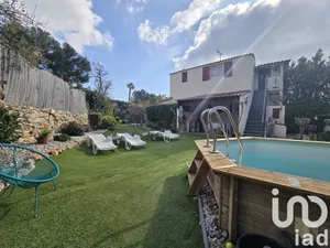 Apartment at Sanary-sur-Mer (83110)