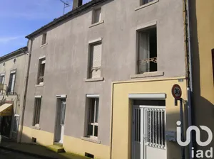Maison de ville à La Châtaigneraie (85120)