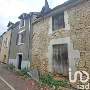 Village house at Chichée (89800)