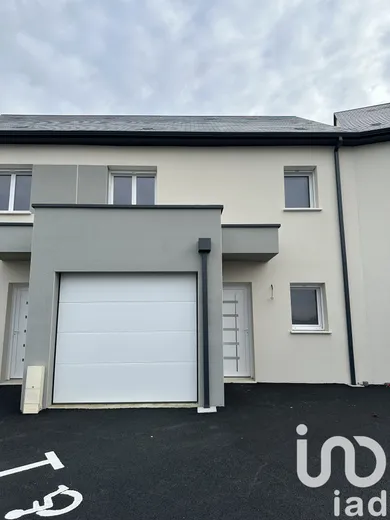 House at Castine-en-Plaine (14540)