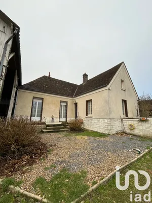 Maison de village à Le Mesnil-Théribus (60240)