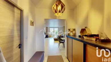 Traditional house at Cheval-Blanc (84460)