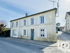 Immeuble à Segonzac (16130)