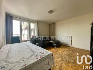 Apartment at Épinay-sur-Seine (93800)