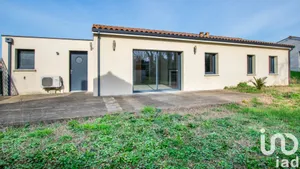 Traditional house at Saint-André-de-Cubzac (33240)