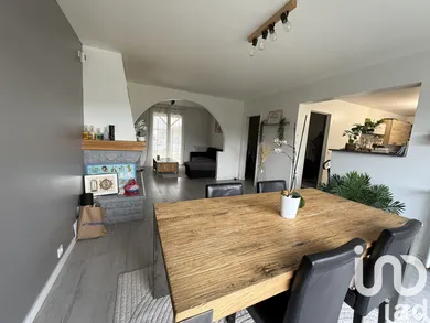 Maison traditionnelle à Verrières-en-Anjou (49480)