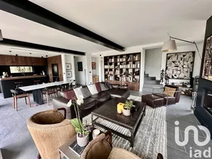 Architectural house in Regnéville-sur-Mer (50590)