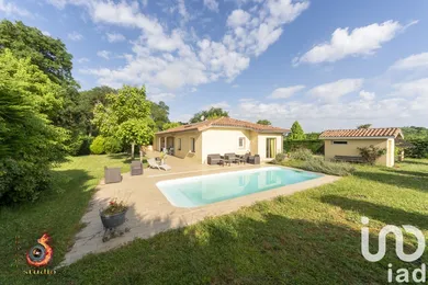 Maison traditionnelle à Bougue (40090)