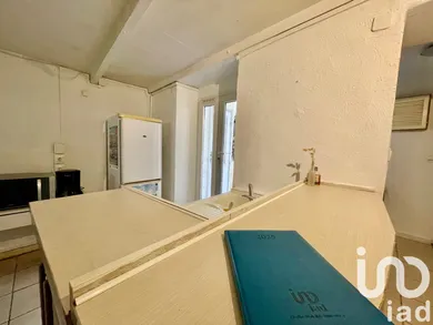 Appartement à Marseille (13002) — 10/11
