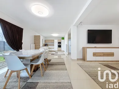 Detached house at Miniac-Morvan (35540)