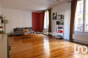 Apartment at Bois-Colombes (92270)