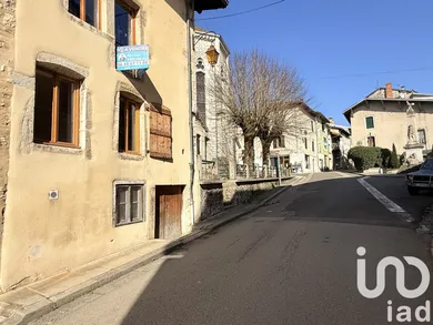 Maison de village à Poncin (01450)