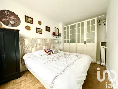 Apartment at Paris (75015)