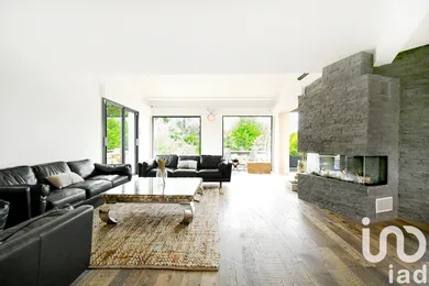 Architectural house in Guigneville-sur-Essonne (91590)