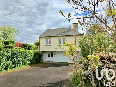 Traditional house at Châteaugiron (35410)