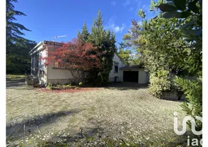 Maison à Saint-Laurent-des-Arbres (30126)