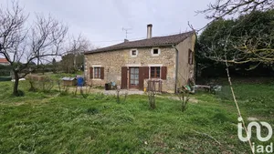 Maison de village à Les Adjots (16700)