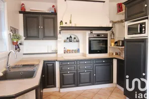 Maison traditionnelle à Rians (83560)