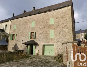 Building in Peyrelevade (19290)