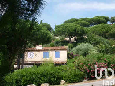 Maison traditionnelle à La Croix-Valmer (83420)