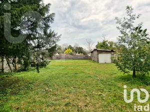 Terrain à bâtir à Lamarque (33460)