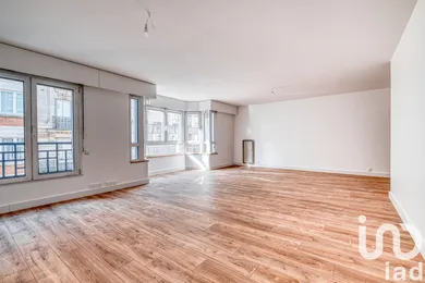 Apartment at Paris (75016) — 2/16