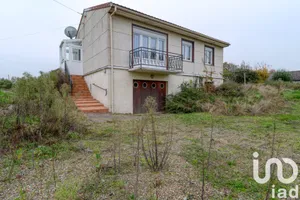 House at Bosc-Hyons (76220)