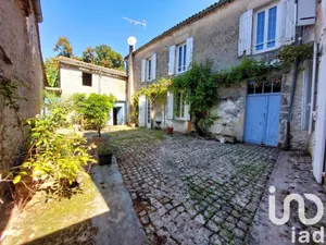 Village house at Saint Méard de Gurçon (24610)