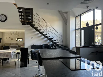 Barn at Lubersac (19210)