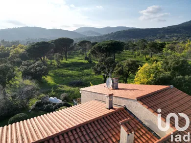 Maison à Grimaud (83310)