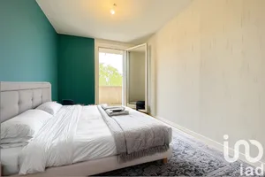 Apartment at Villebon-sur-Yvette (91140)