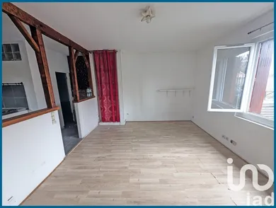 Studio at Le Havre (76600)