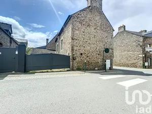 House at La Ville-ès-Nonais (35430)