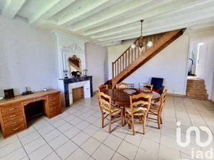 House at Lys-Haut-Layon (49310)