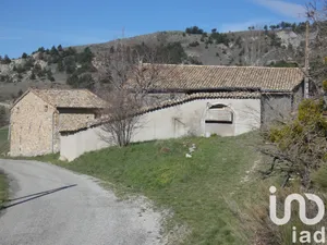 Maison de campagne à Vers-sur-Méouge (26560)