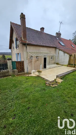 Maison de village à Le Mesnil-Théribus (60240)
